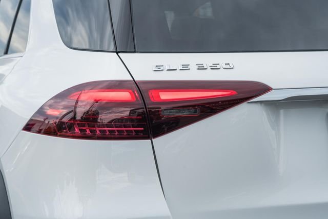 New 2026 Polar White Mercedes-Benz GLE 350 image 8