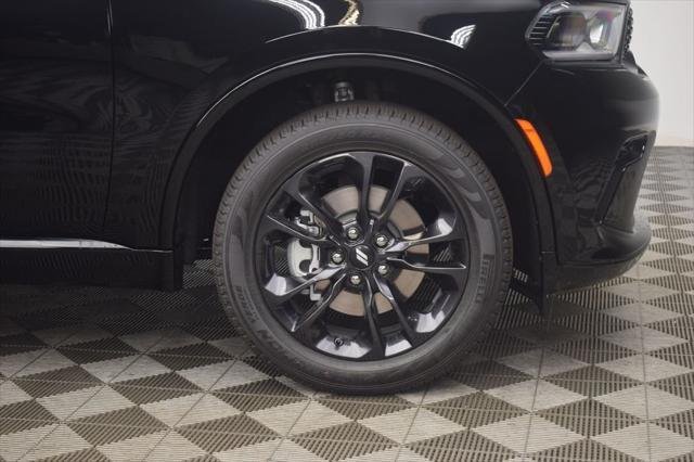 New 2026 Diamond Black Clear-Coat Exterior Paint Dodge GT PLUS image 6