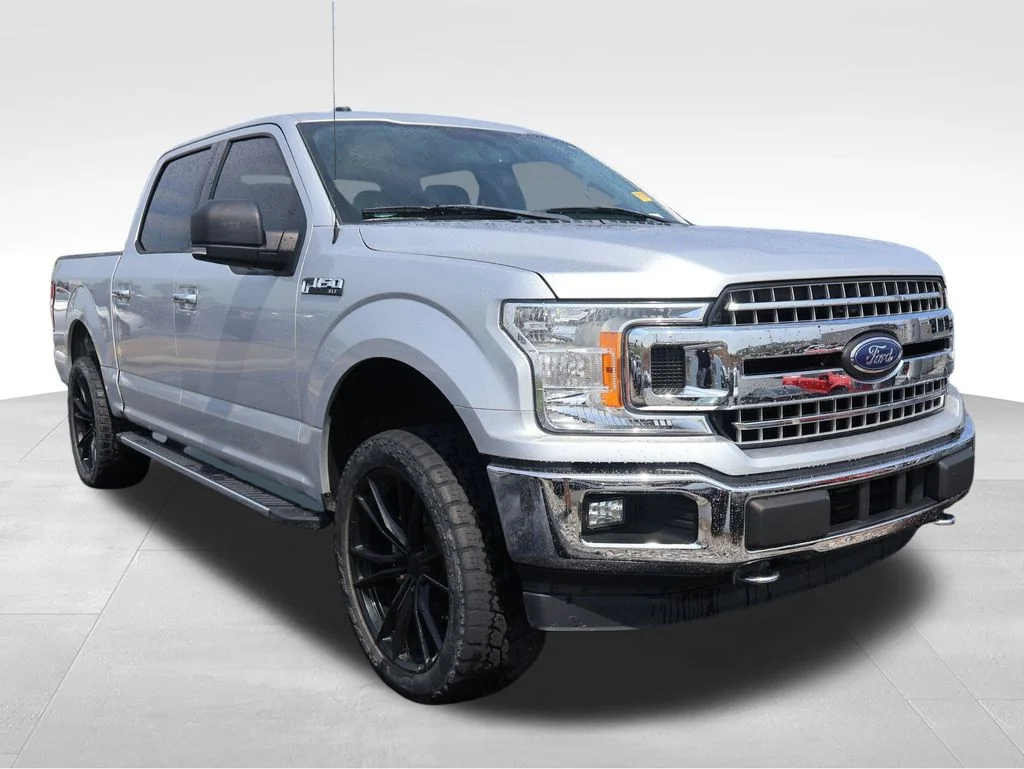Used 2018 Ingot Silver Ford XLT image 6