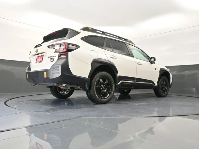 Used 2022 White Subaru Wilderness image 37