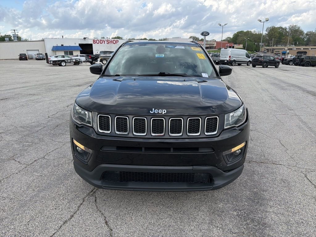 Used 2021 Jeep Compass Latitude with VIN 3C4NJDBB2MT598514 for sale in Kansas City