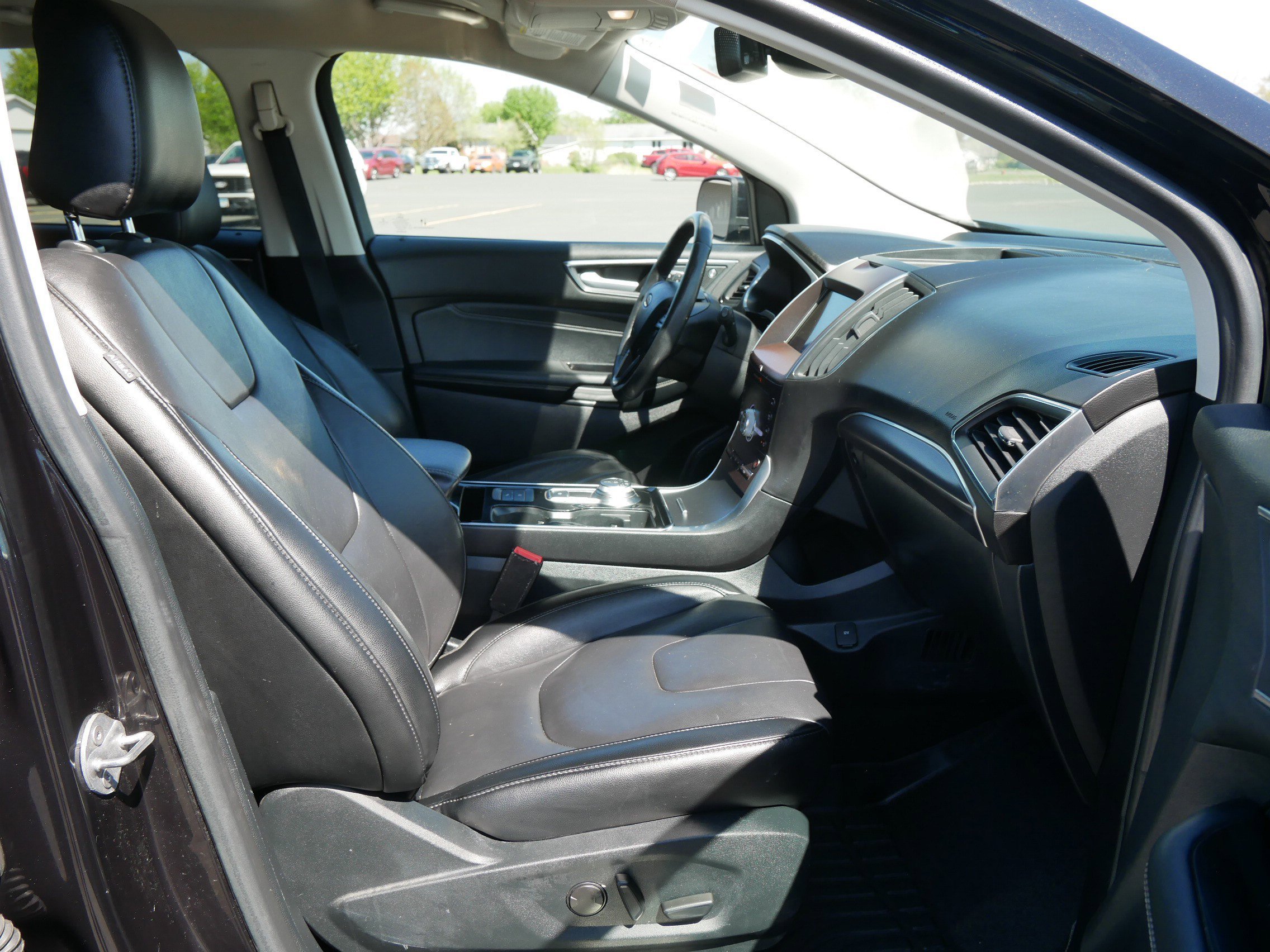 Used 2020 Black Ford Titanium image 14