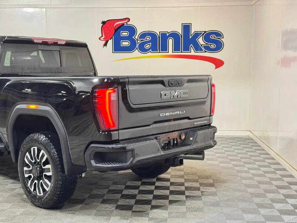 2026 GMC Sierra 2500HD Denali Ultimate - Photo 8