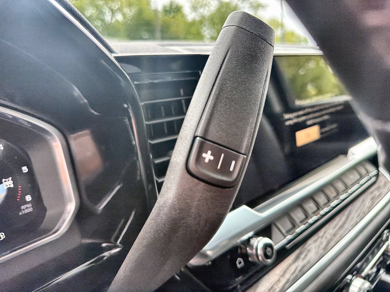 New 2026 Onyx Black GMC SLT image 14