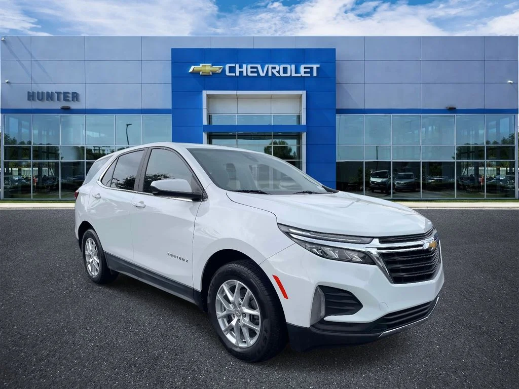Used 2023 Summit White Chevrolet LT image 1