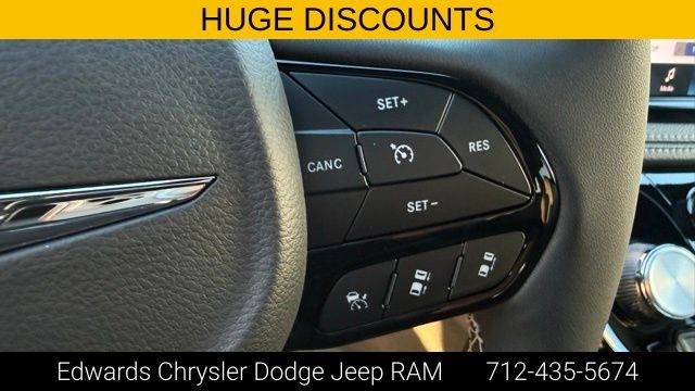 2026 Chrysler Pacifica Select - Photo 20