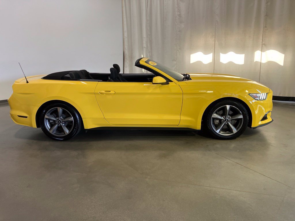 Used 2016 Yellow Ford V6 image 30