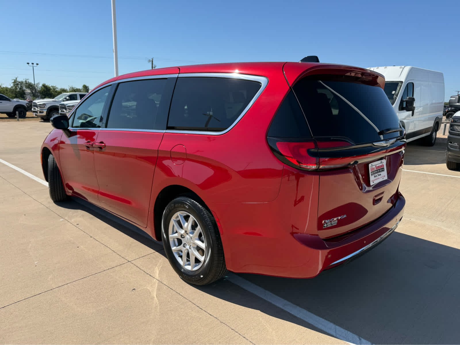 Used 2026 Red Hot Pearlcoat Chrysler Select image 8