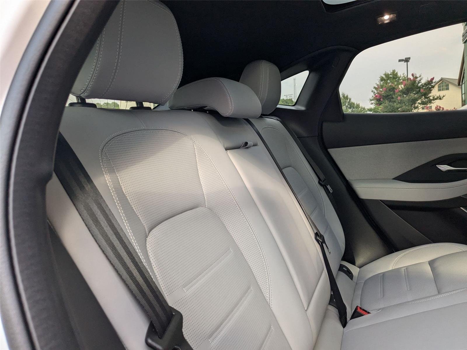 Used 2024 WHITE JAGUAR  image 32