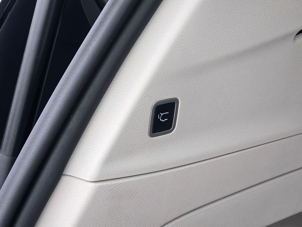 2023 Chrysler Pacifica Touring L - Photo 22