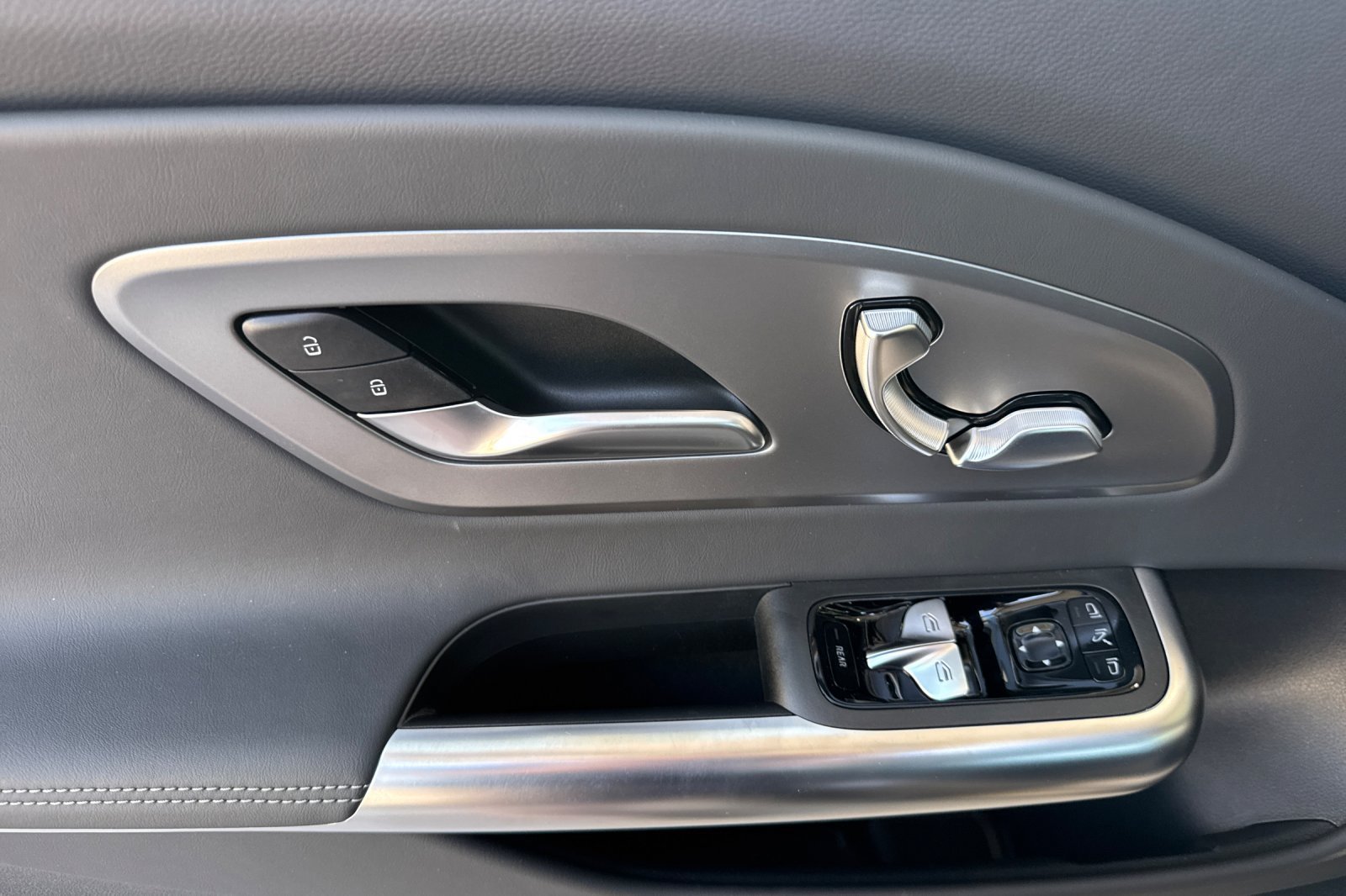 New 2027 Night Black Mercedes-Benz CLA 220 image 21