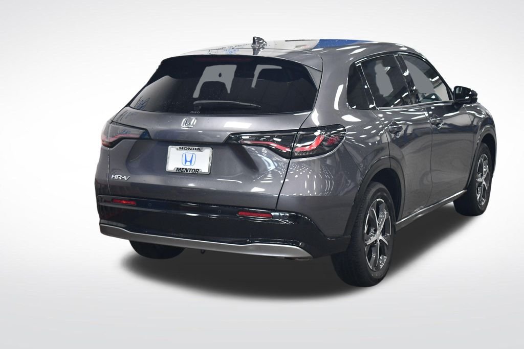 Certified Used 2024 Modern Steel Metallic Honda EX-L image 6