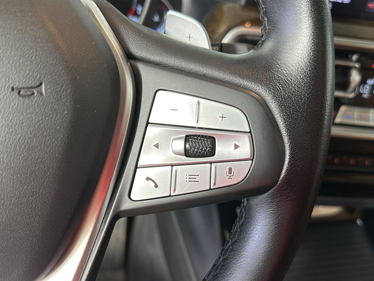 Used 2022 Alpine White BMW xDrive30i image 14