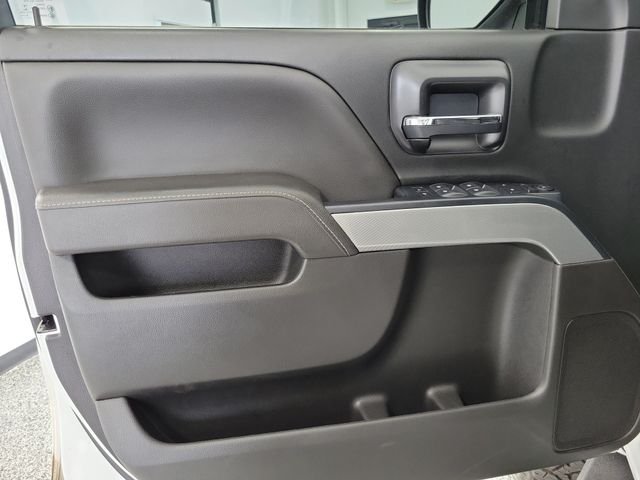 Used 2016 White Chevrolet LT image 6