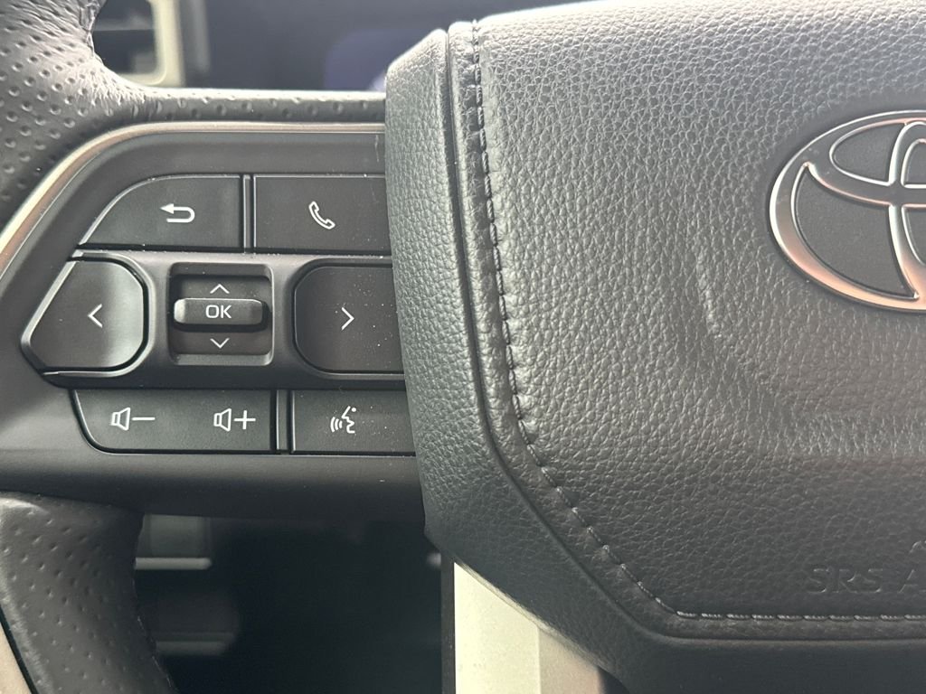 2025 Toyota 4Runner TRD Off-Road - Photo 17