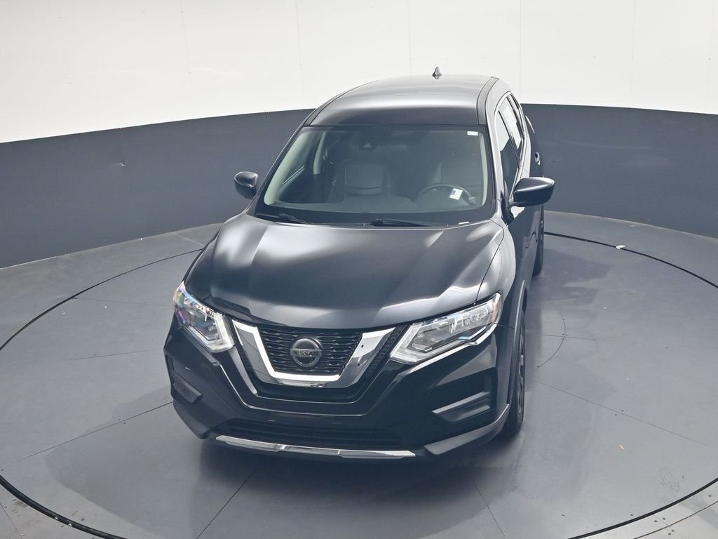 Used 2020 Black Nissan S image 39