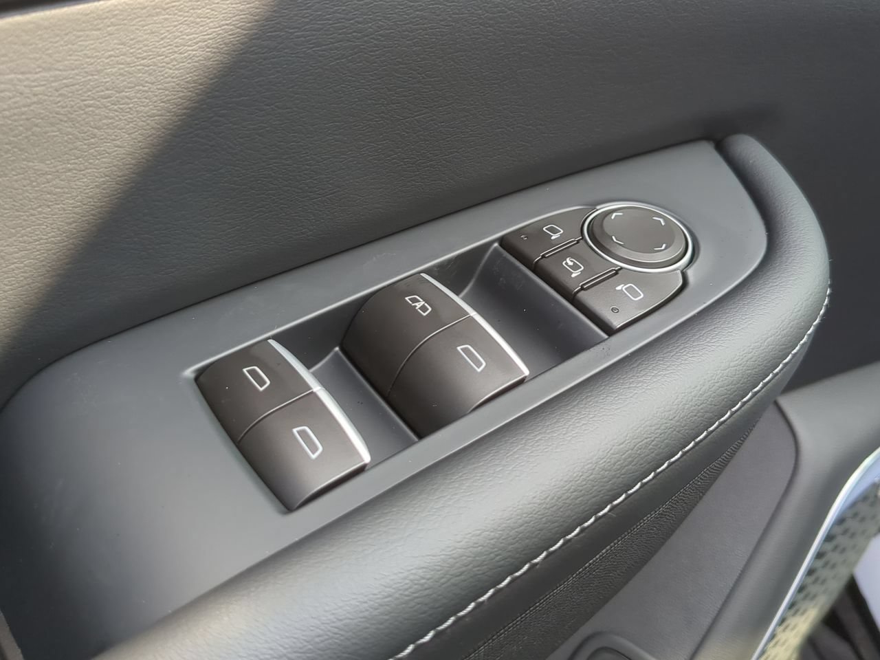 New 2026 Ebony Twilight Metallic Buick Sport Touring image 24