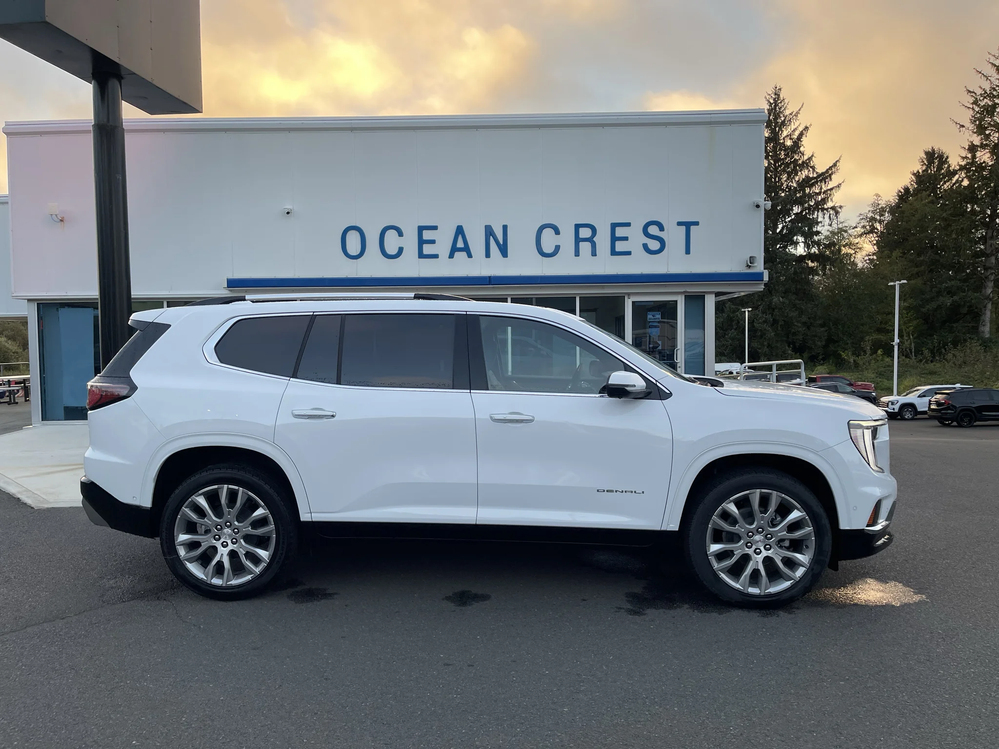 2027 GMC Acadia