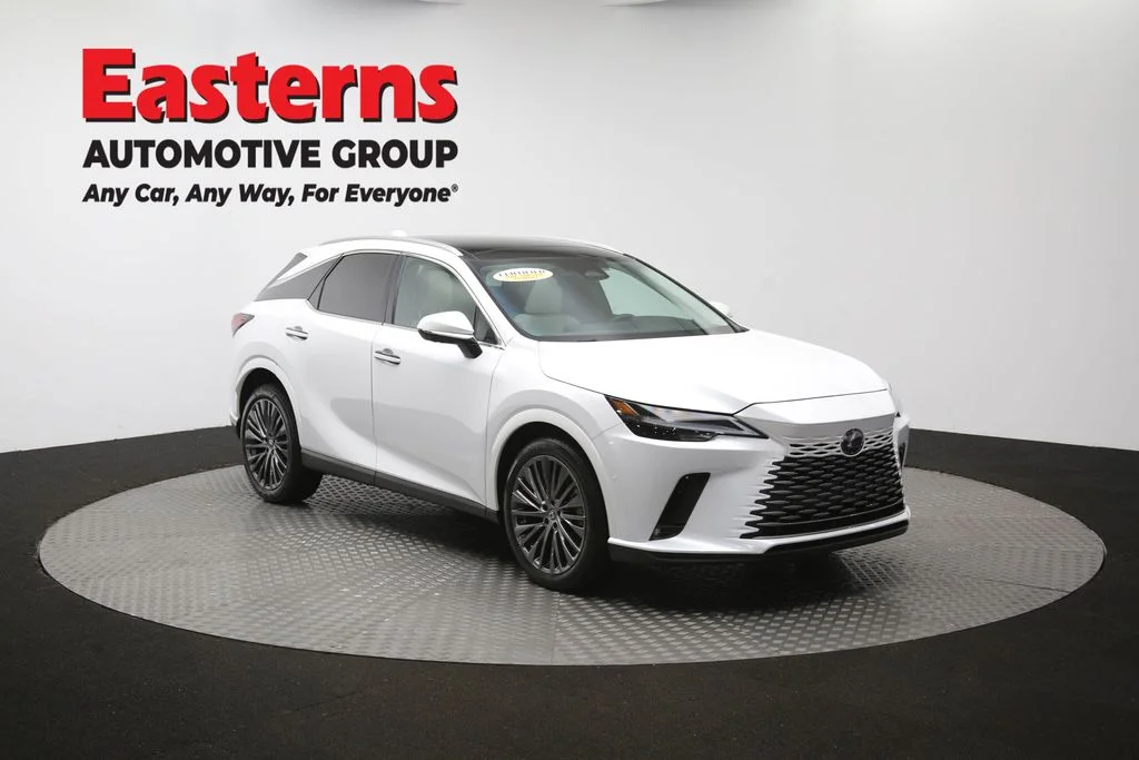 Used 2025 White Lexus 350 Luxury image 56