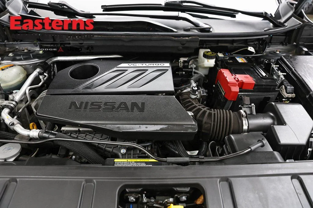 Used 2023 Gray Nissan SV image 9