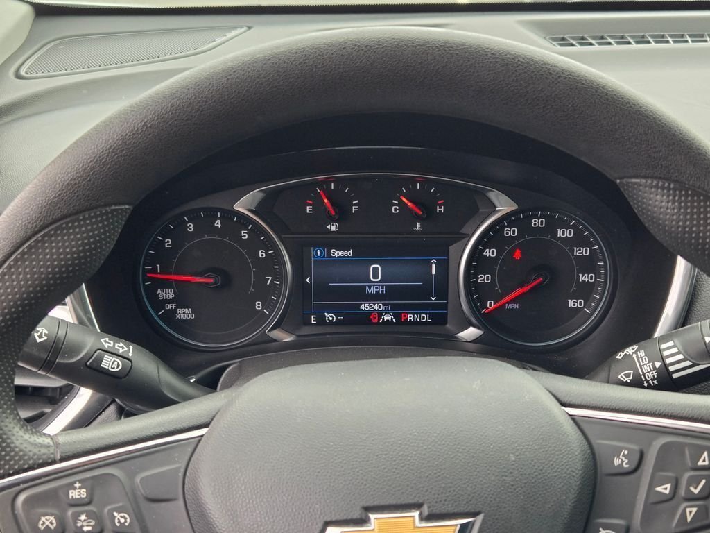 Used 2024 Sterling Gray Metallic Chevrolet LT image 31