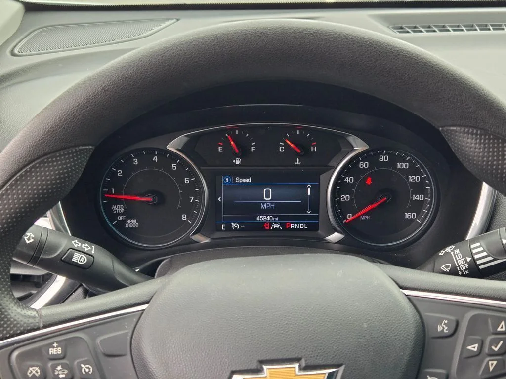 Used 2024 Gray Chevrolet LT image 31