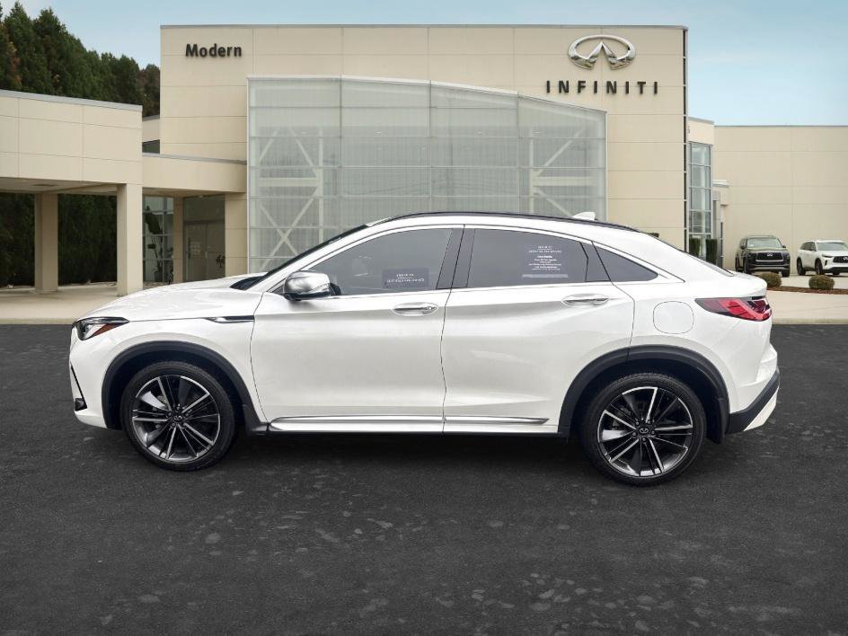 Used 2024 Radiant White INFINITI LUXE image 7
