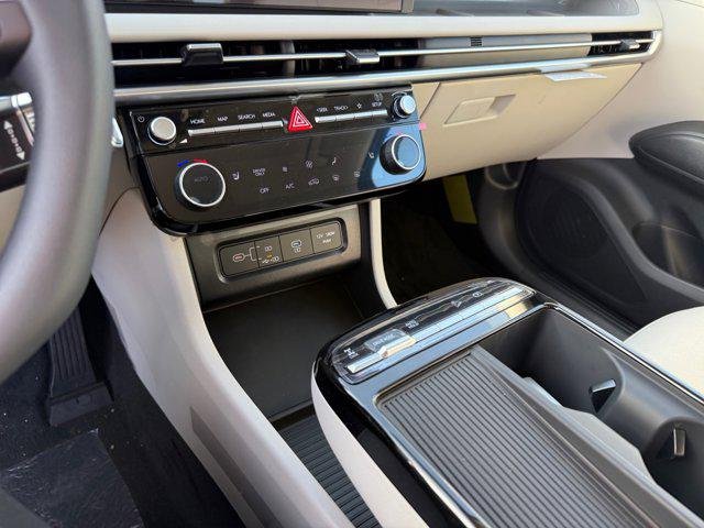 New 2026 Amazon Gray Hyundai SEL AWD image 33