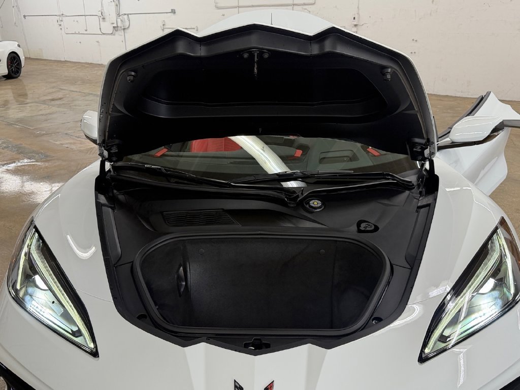 Used 2024 White Chevrolet Stingray image 14