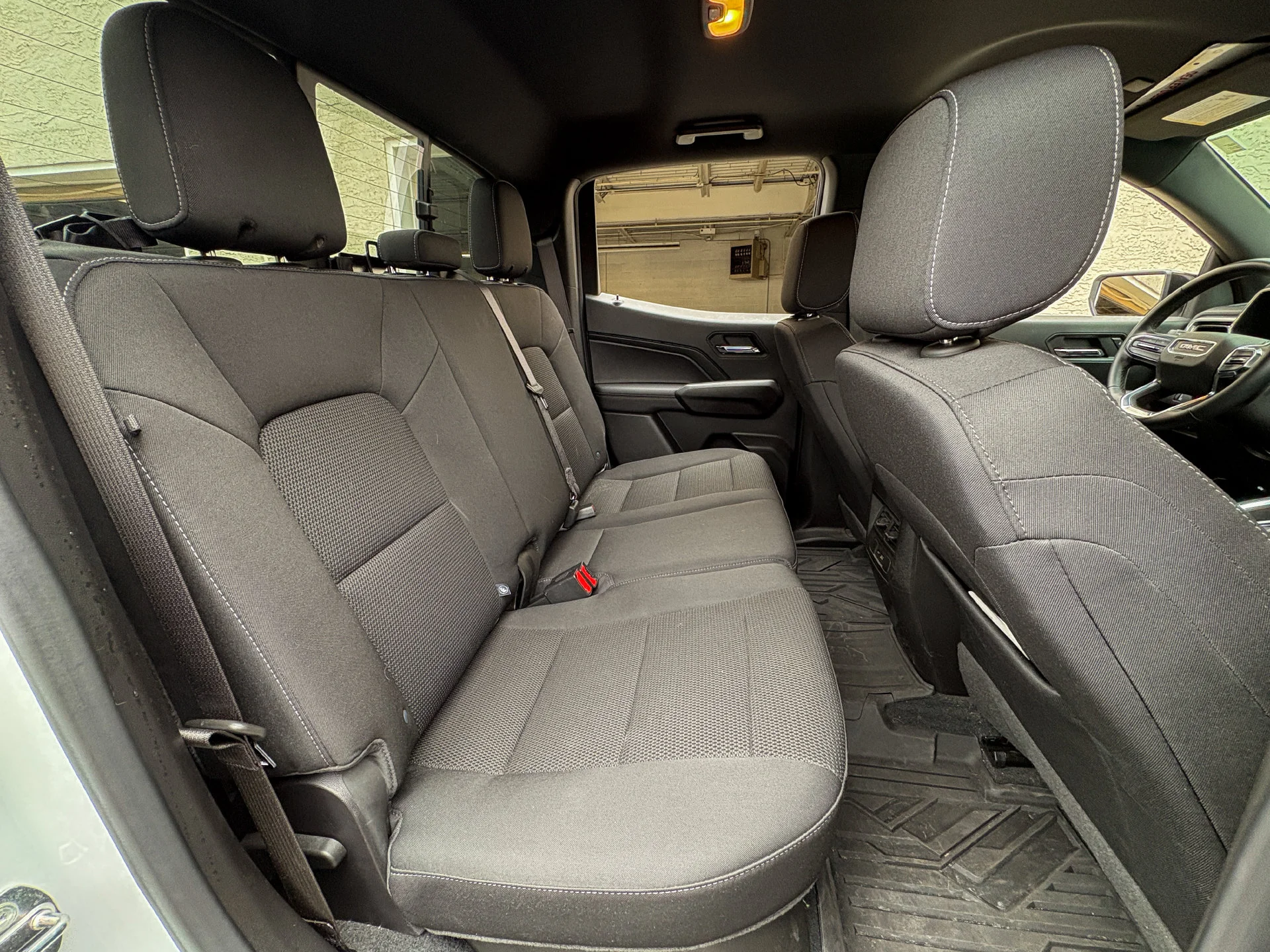 Used 2023 White GMC Elevation image 26