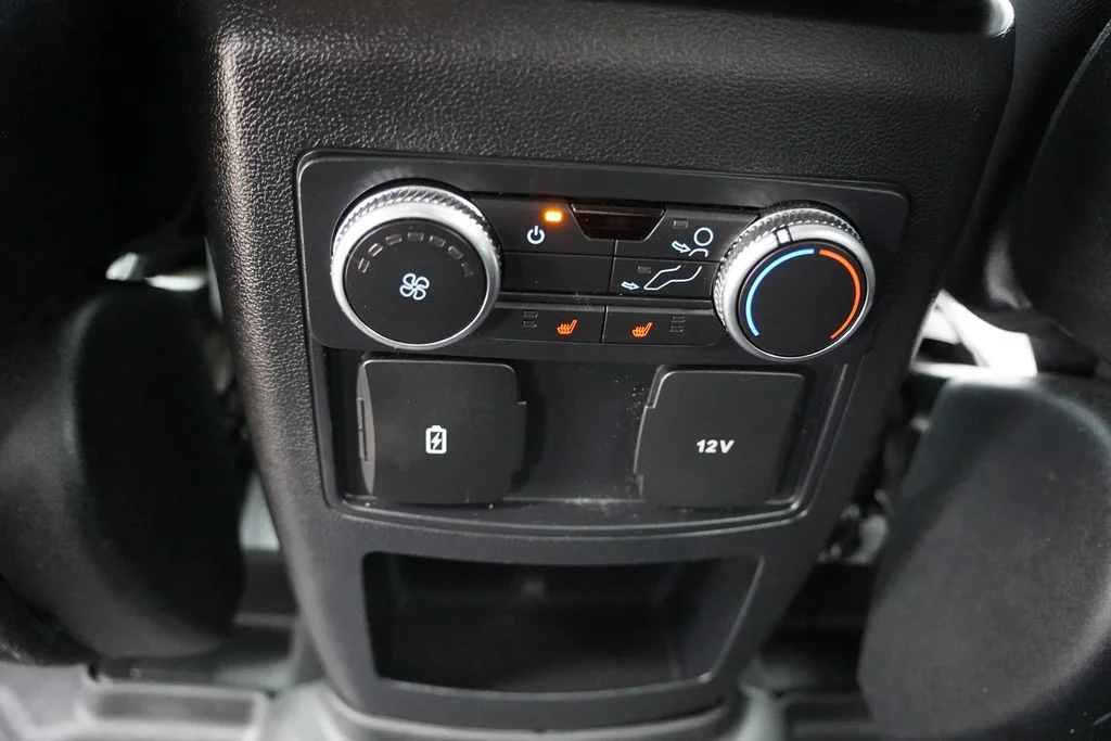 Used 2020 White Ford XLT image 19