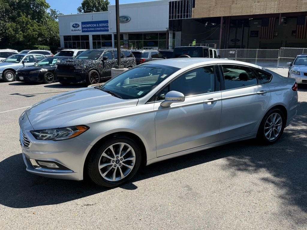 Used 2017 Silver Ford SE image 4