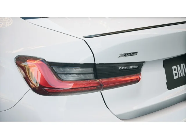 New 2026 Alpine White BMW  image 8