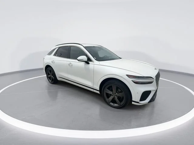 Used 2023 White Genesis 2.5T image 2