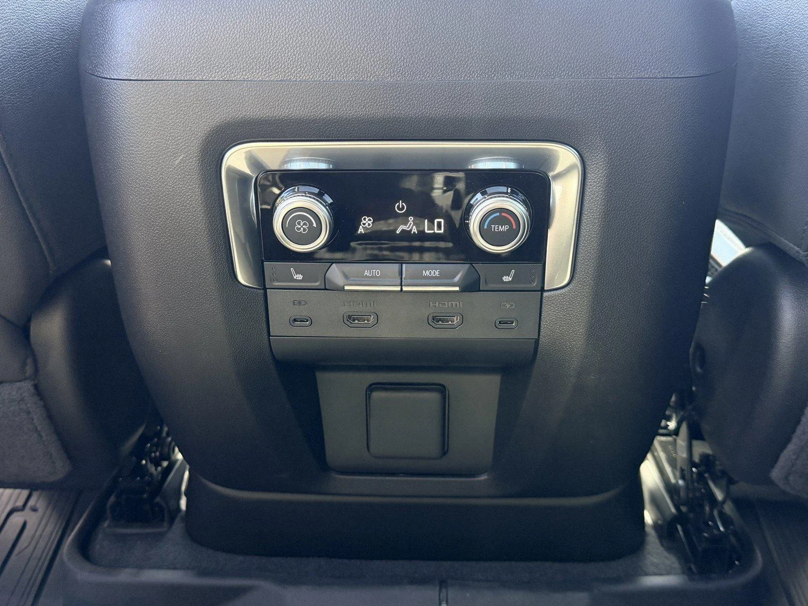 New 2026 Summit White GMC AT4 image 16