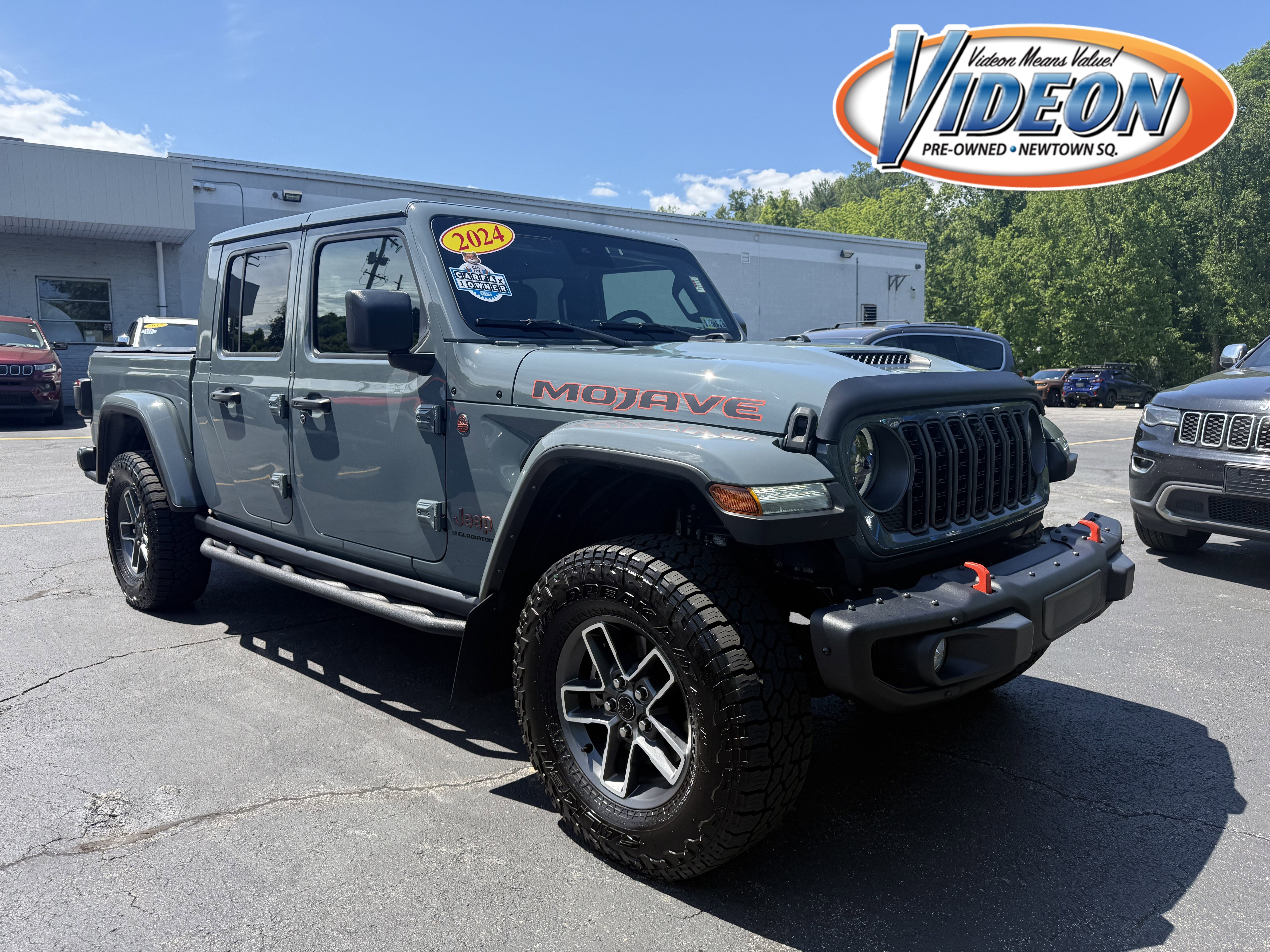 2024 Jeep Gladiator Mojave X's photo