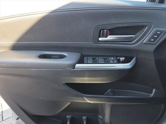 2025 Toyota Sienna Platinum - Photo 27