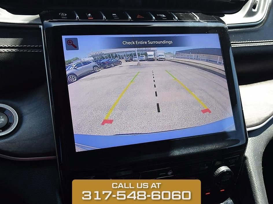 Used 2023 Silver Zynith Jeep Limited image 33
