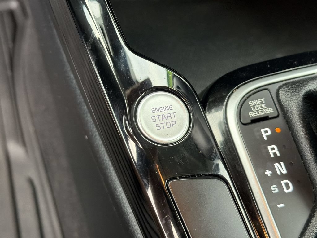 2024 Kia Soul S - Photo 17