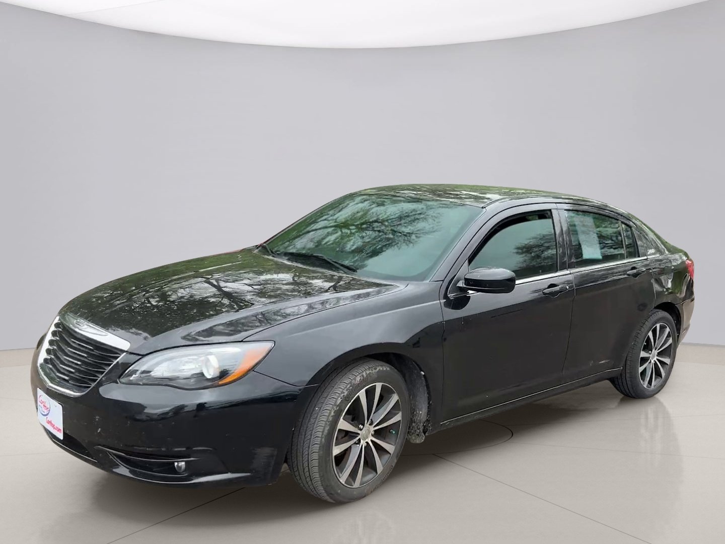 2013 Chrysler 200 Touring's photo
