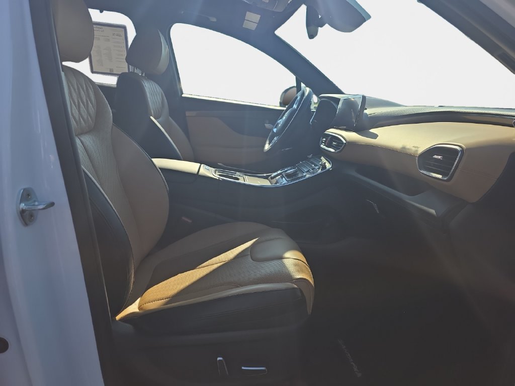 Used 2023 Quartz Hyundai Calligraphy image 19