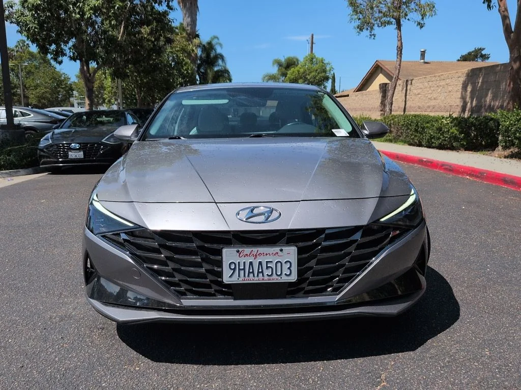 Used 2023 Silver Hyundai Limited image 2