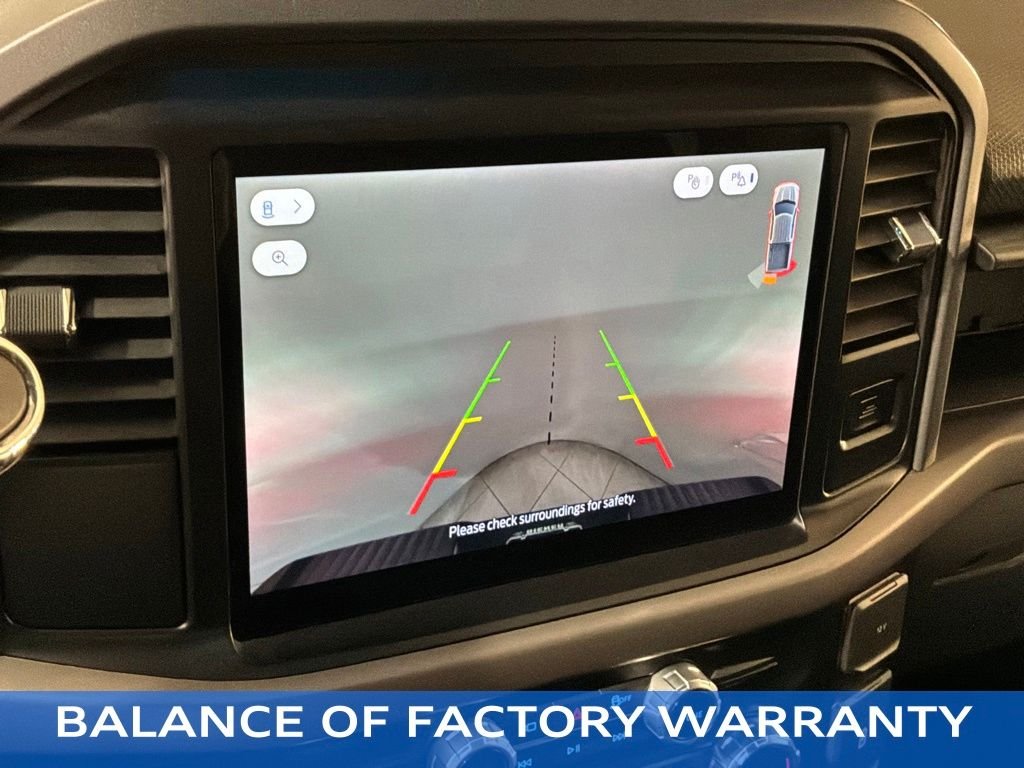 Certified Used 2025 Oxford White Ford XLT image 3