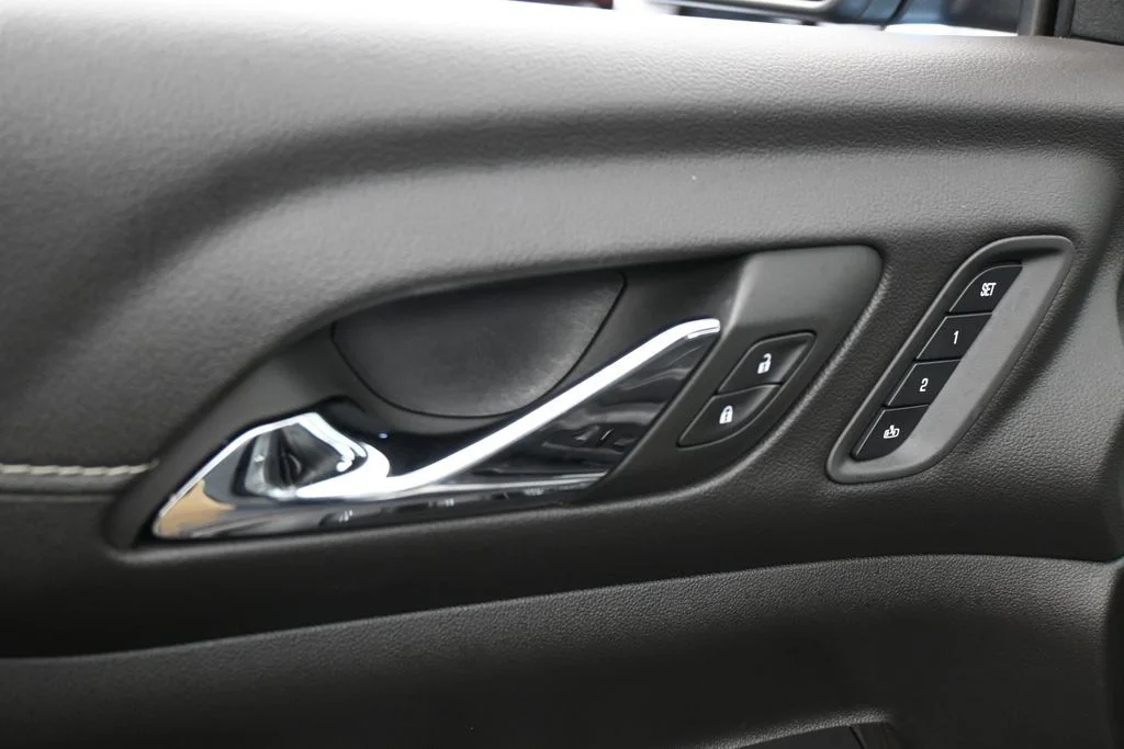 Used 2023 Sterling Metallic GMC SLT image 14
