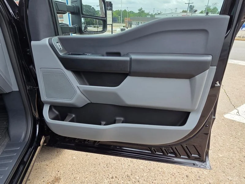 New 2026 Agate Black Metallic Ford F-250® XL image 15