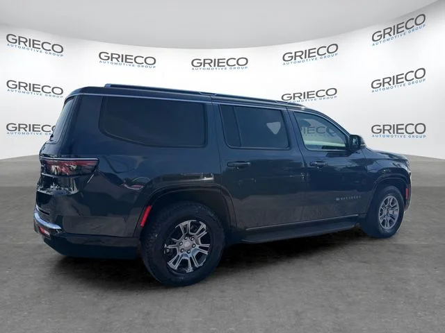 Used 2023 Riverrock Green Jeep Base image 7
