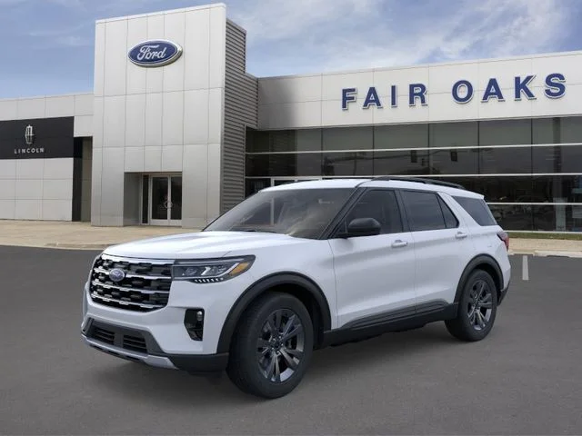 New 2026 Space White Metallic Ford Active image 1