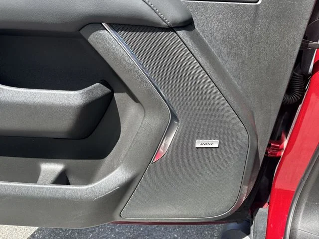 Used 2022 Red Chevrolet Z71 image 31