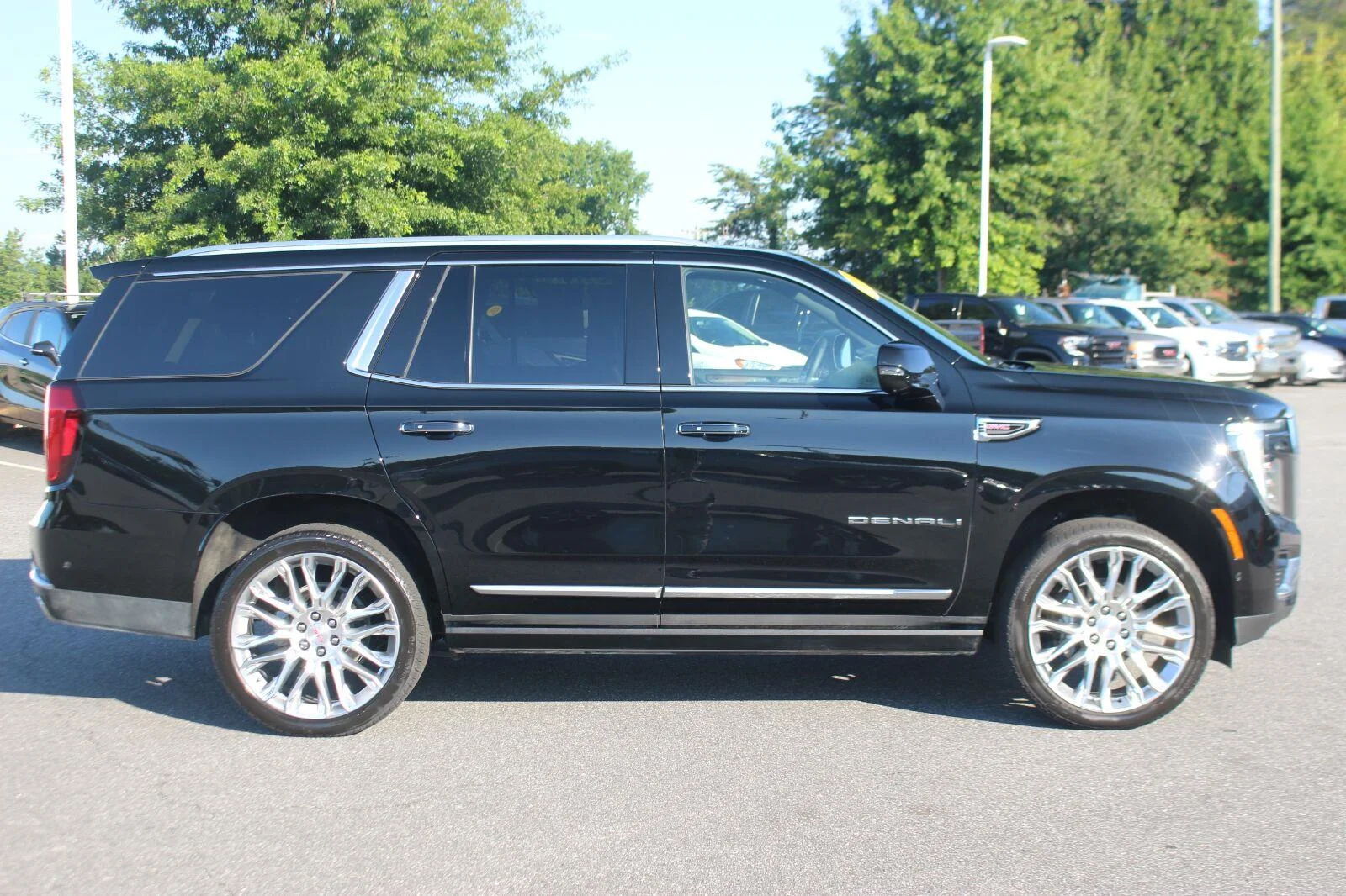 Used 2026 Onyx Black GMC Denali image 8