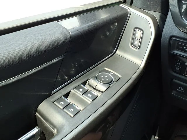 Used 2022 White Ford XLT image 27
